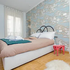  Apartment Elegance & Comfort Station 500mt -15minuti Duomo