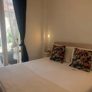  Apartment Regina In Melegnano - Wifi, Breakfast Box And Terrace